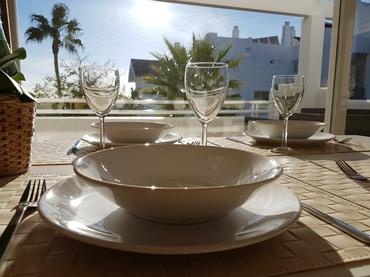 Alcazaba Lagoon Estepona Golf Apartment Exterior photo